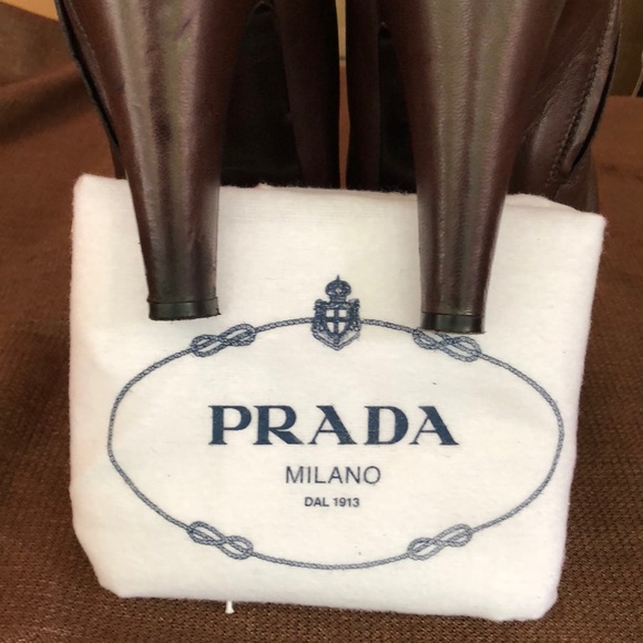 Prada knee-high brown Italian leather boots. - Picture 4 of 6